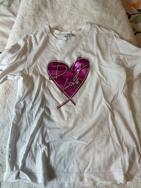 Dolce & Gabbana White Tee with Pink Heart Logo